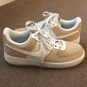 Nike Air Force 1 Sneakers